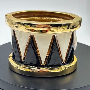 Oscar de la Renta Signed Hinged Cuff Bracelet Black White Enamel Gold Tone USA